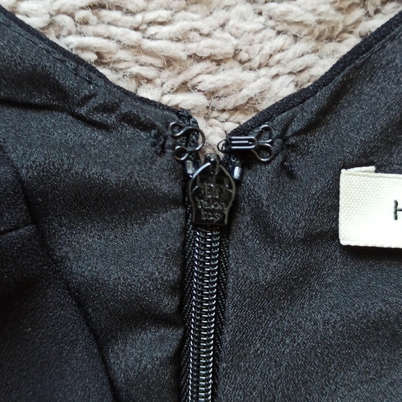 NWT Halston Black Asymmetric Drape Dress With Cape Sleeve - Picture 3 of 7